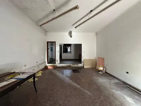 Local en Alquiler en Quilmes Oeste, $ 500.000