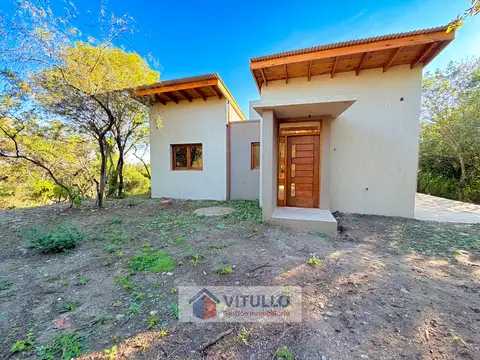 Casa a estrenar en Loma Bola!