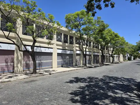 Terreno frente al Centro Metropolitano de Diseño