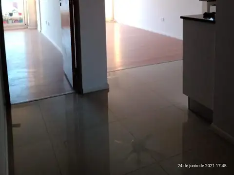 Venta 2 dormitorios Cerrito 900. Rosario.