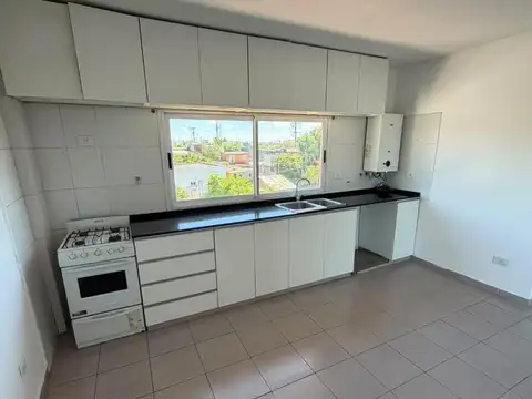 Hipolito Irigoyen 2900