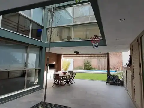 Casa en Venta en Abasto, USD 490.000