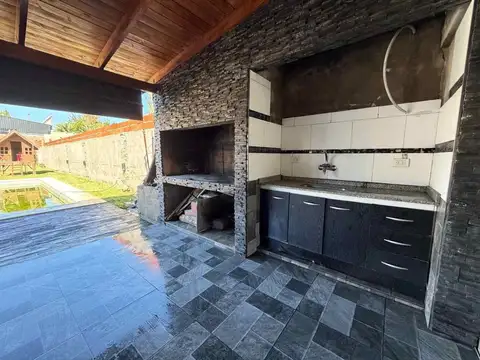 HOSTAL DEL SOL CASA 4 DORM PILETA