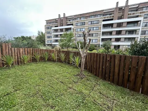 Departamento Quartier Nordelta PB con jardin