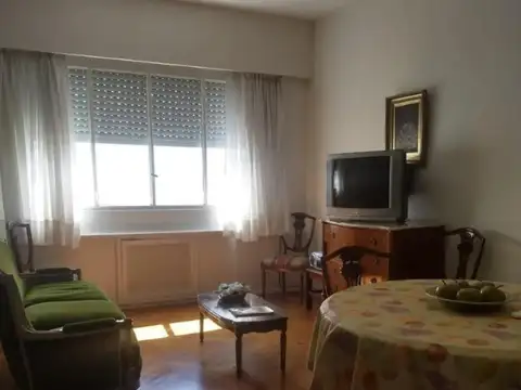 EXCELENTE DEPARTAMENTO DE CATEGORÍA EN PLENO CENTRO