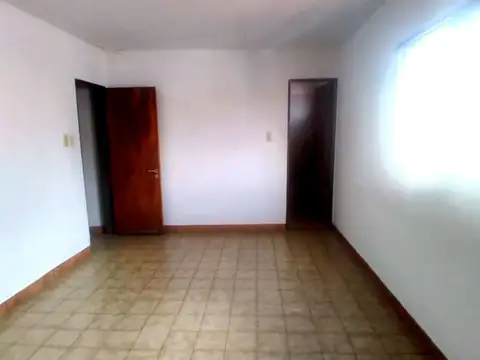 Centro. Deán Funes 100
