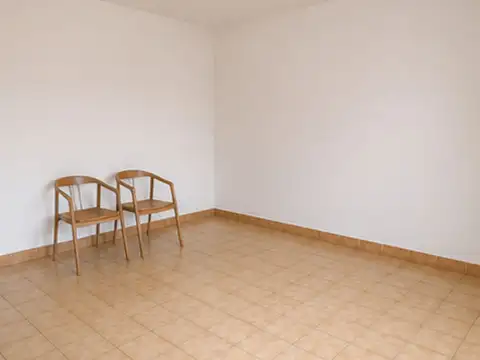DEPARTAMENTO VENTA CENTRO FRENTE CORREO ARGENTINO