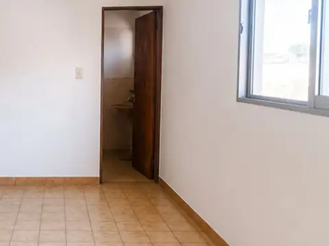 Centro. Deán Funes 100