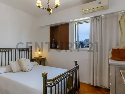 VENTA DE DEPARTAMENTO DE 4 AMBIENTES - PASEO COLON AL 1000 - SAN TELMO