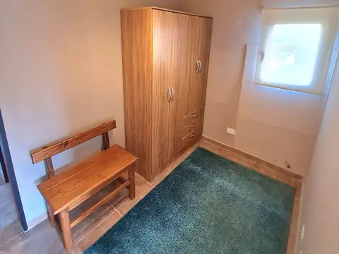 Depto Tipo Casa en Alquiler con 1 cocheras
