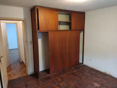Casa en Alquiler con 1 cochera