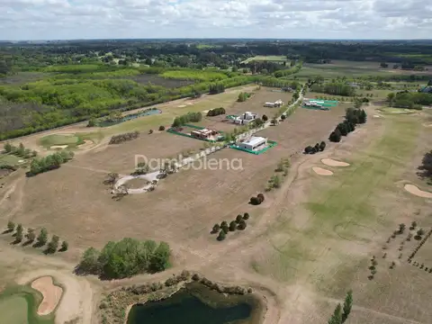 Terreno en Venta de 2400,0 m2