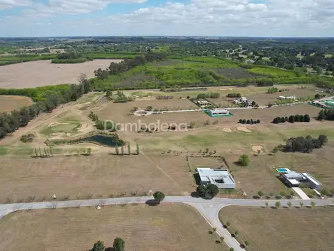 Terreno en Venta de 2400,0 m2
