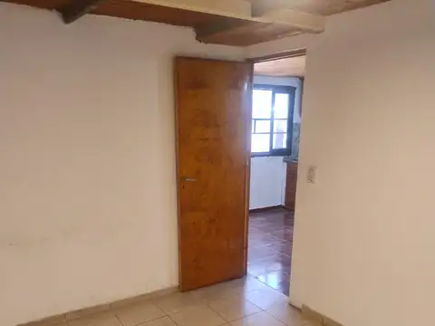 Depto Tipo Casa en Alquiler de 4 ambientes