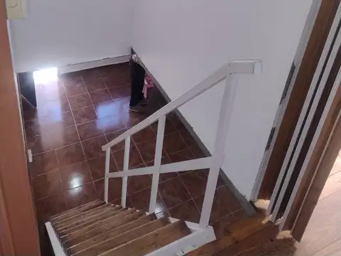 Depto Tipo Casa en Alquiler 40 años