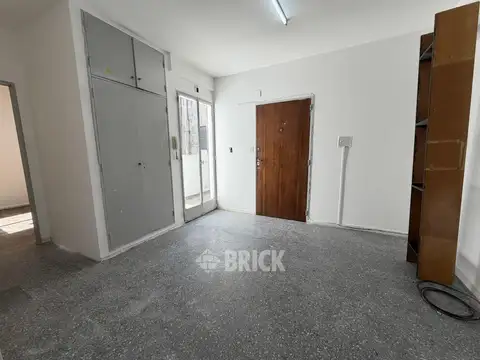 MANSILLA Y AV. PUEYRREDON - BALCON ATERRAZADO