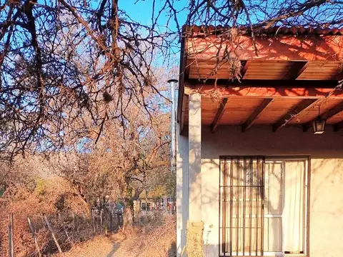 Casa 3 ambientes con 1 baño