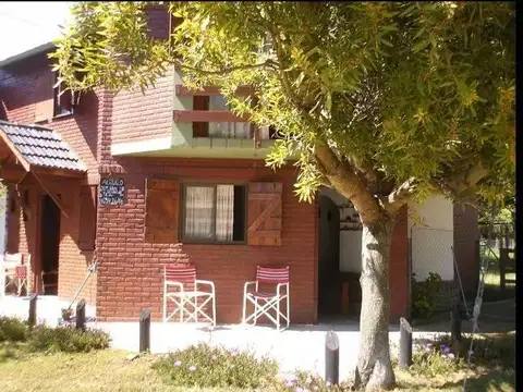 Triplex en venta - 6 Dormitorios 7 Baños - Cochera - 220Mts2 - Nueva Atlantis