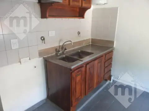 Depto Tipo Casa en Alquiler en San Fernando Carupa, $ 600.000