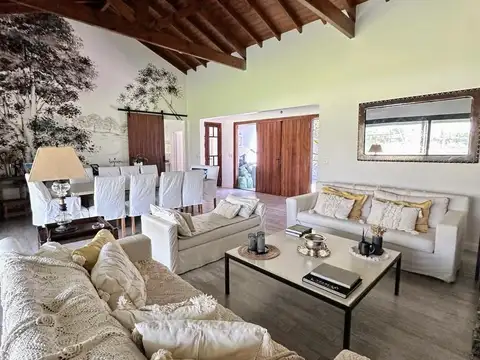 Casa en Alquiler Temporal al Este