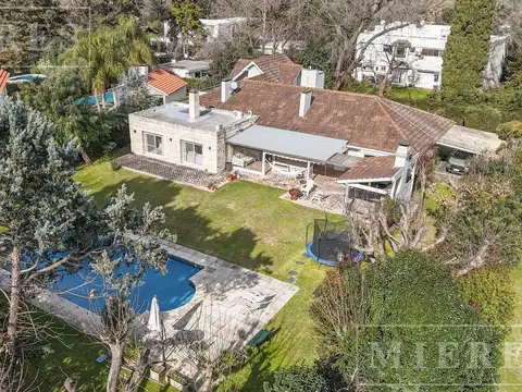 Casa en venta en Olivos Golf Club, Ruta Panamericana Pilar km 32