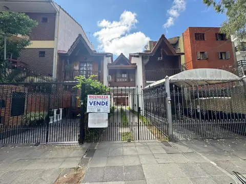 DUPLEX CUATRO AMBIENTES CON COCHERA - IDEAL VIVIENDA PERMANENTE