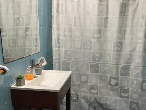 CASA LOMAS DEL MIRADOR 2 DORM , FONDO , PILETA