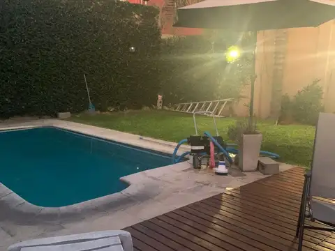 Berón De Astrada 4000