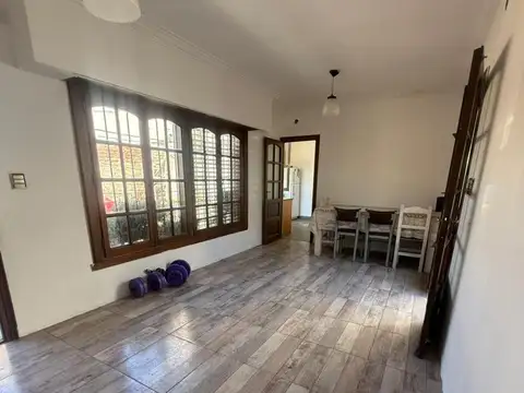 Depto Tipo Casa en Venta de 3 ambientes