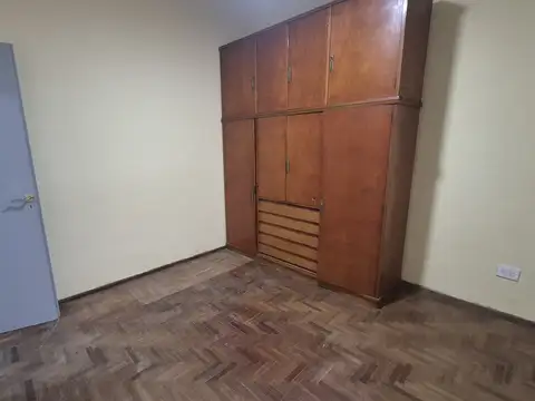 Avenida Olazábal 2700, Piso pb