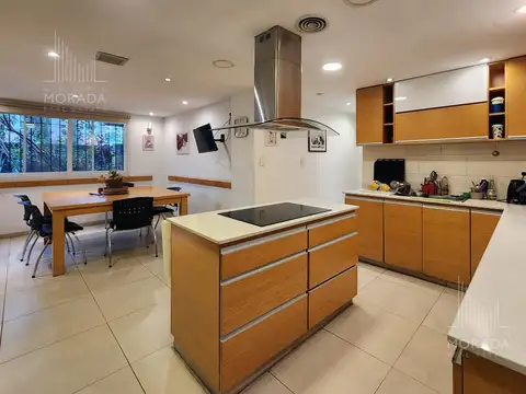 Casa en Venta en La Horqueta, USD 580.000