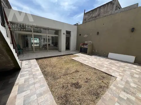 Casa en Venta  - Villa Dominico