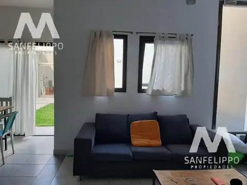 Casa en Venta en Villa Dominico, USD 140.000