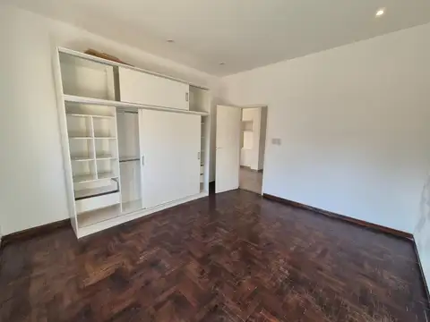 Depto Tipo Casa 2 ambientes con 1 baño