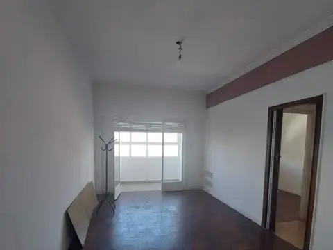 Departamento en Alquiler en Flores, $ 740.000