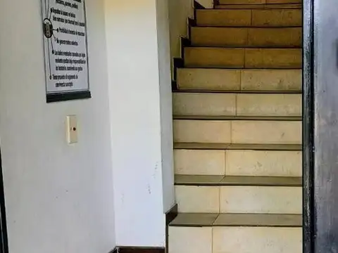 Aeronautica Argentina 92 , Piso 1