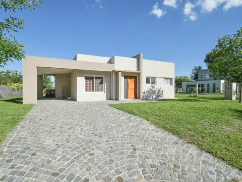 CASA EN BARRIO CERRADO FINCAS HUDSON  - Foto 0