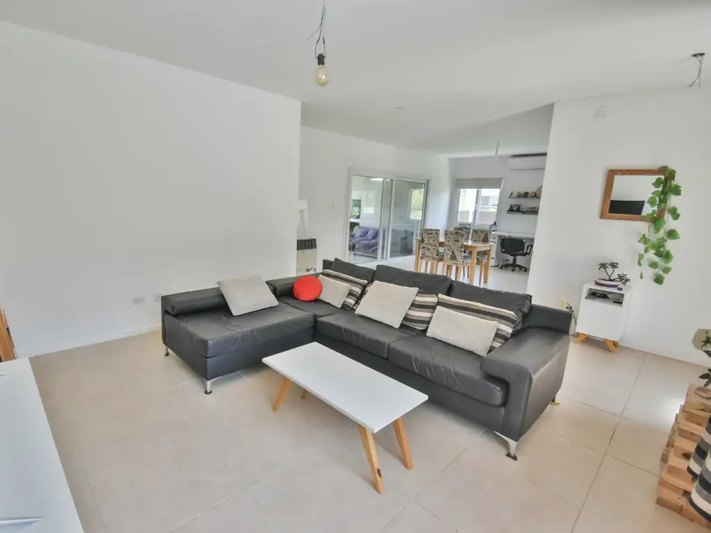 Casa en Venta - 2 dormitorios -