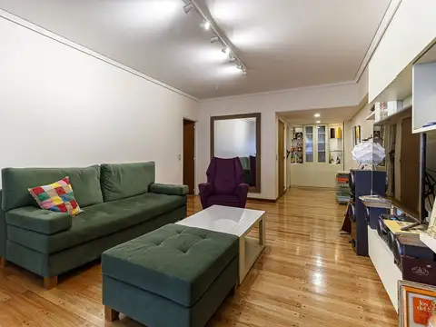 Departamento 4 ambientes con 2 baños