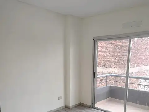 Departamento en alquiler - 3 Dormitorios 4 Baños - Lomas de Zamora