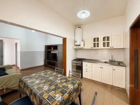 CASA 3 AMBIENTES VENTA PALOMAR PATIO COCHERA