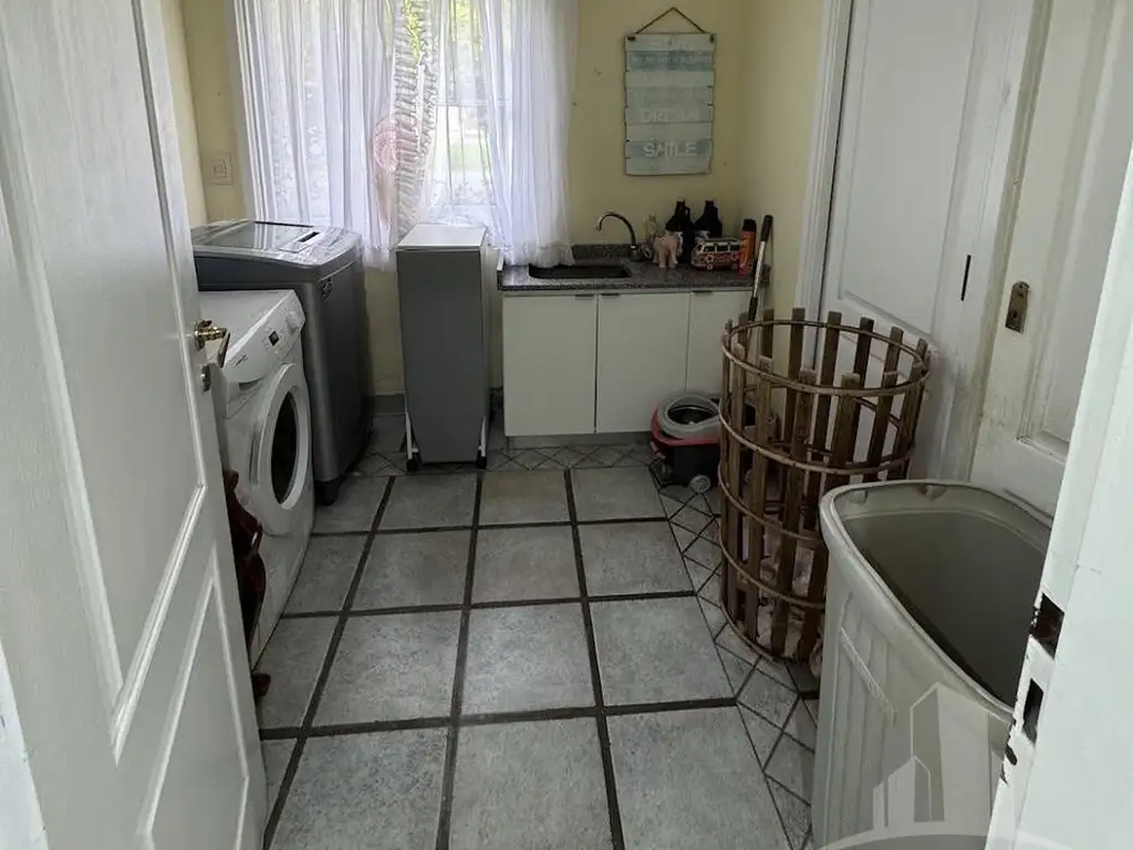 Casa en Venta - Abril Club De Campo