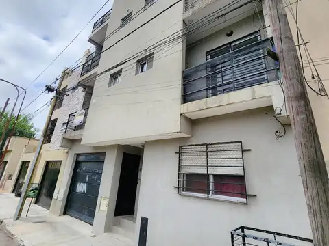 Departamento 2 ambientes en Santos Lugares