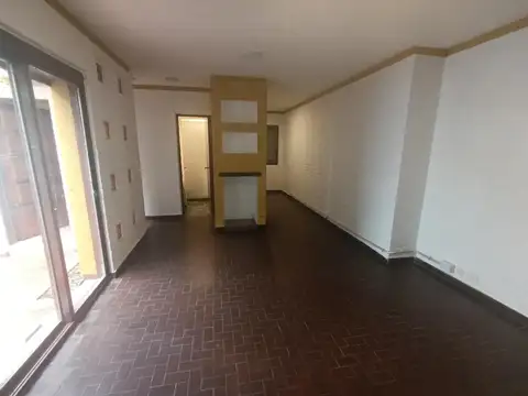 Depto Tipo Casa en Alquiler en Villa del Parque, $ 1.400.000