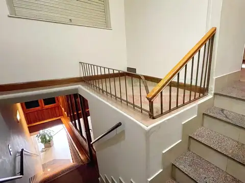 OFICINA EN CENTRO COMERCIAL A 20 MTS. DE BANCO SANTANDER RIO