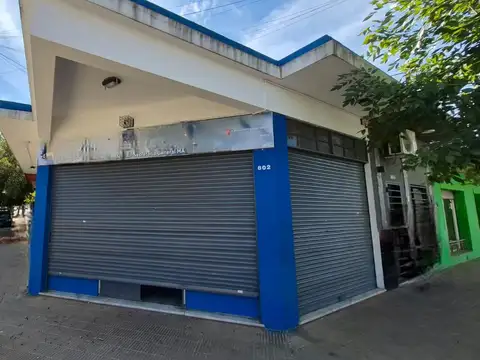 Deposito a la venta en Villa insuperable.