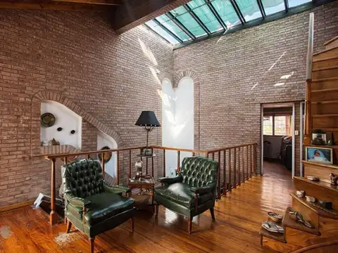 Depto Tipo Casa en Venta de 5 dormitorios