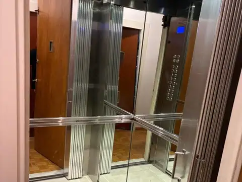 Departamento 5 ambientes con 4 baños