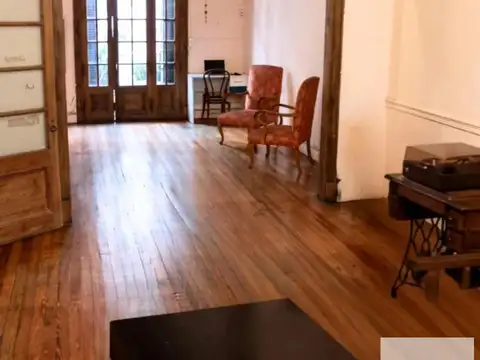 Depto Tipo Casa en Venta de 6 ambientes
