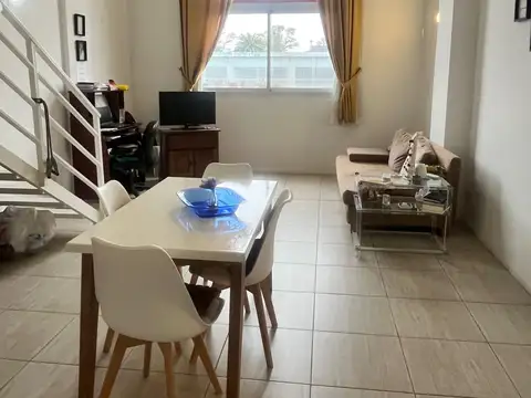 Manuela Pedraza 2500